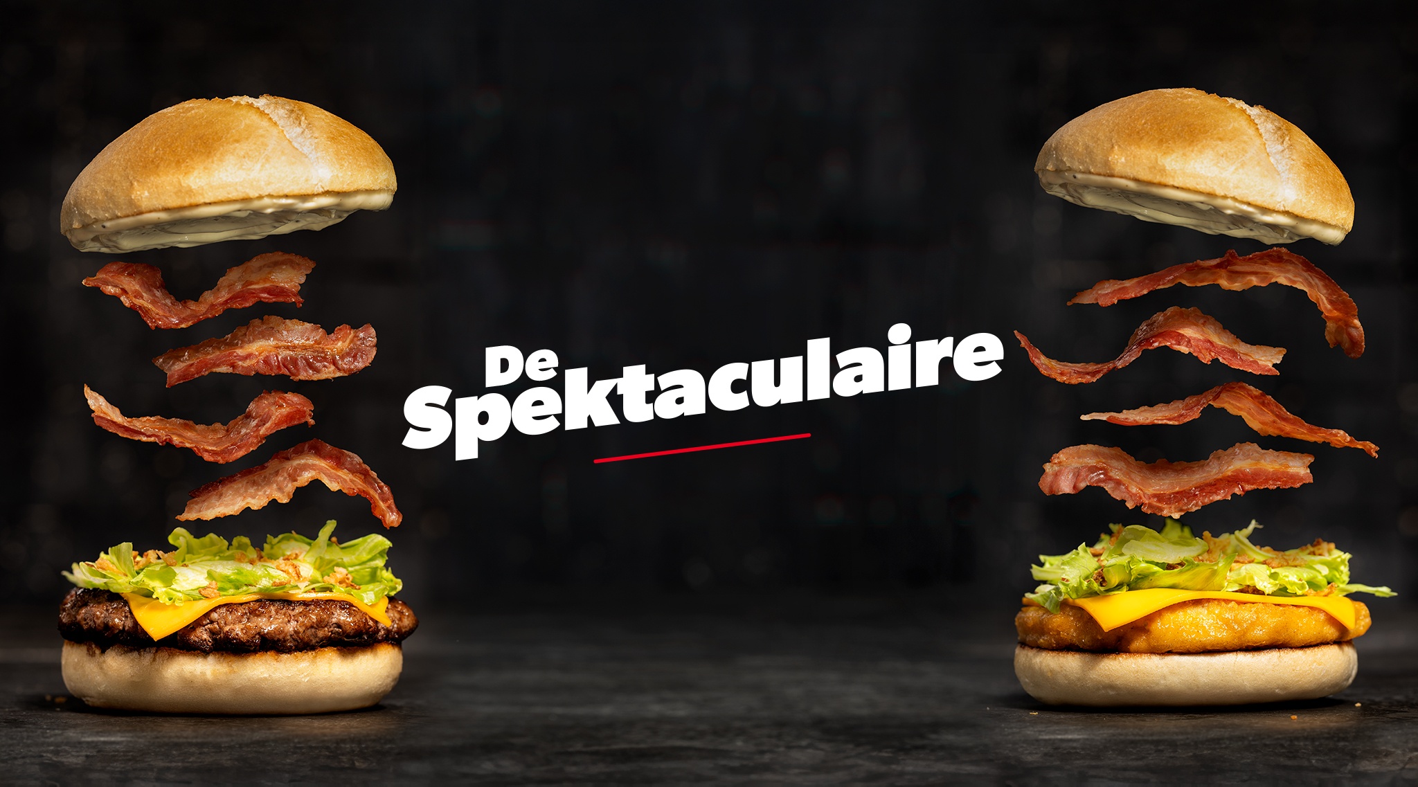 2 limited edition burgers: pistoletbroodje met witte barbecuesaus, 4 plakjes bacon, cheddar, sla, gefrituurde uitjes, en naar keuze rundgehakt of gepaneerde kip.